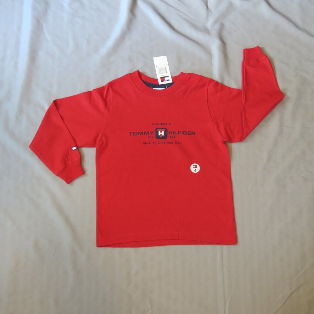Tommy Hilfiger Boys Red Long Sleeve T-Shirt  Size 4  NWT